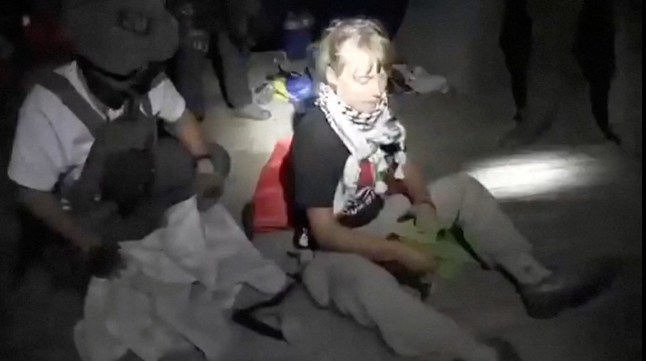 Greta Thunberg ‘held in cell with bedbugs and made to kiss the Israeli flag’
