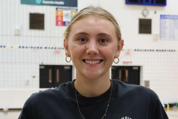 Volleyball: Warriors drop regular-season finale to Alexandria