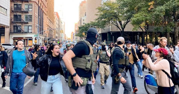 Protestors target immigration agents on NYC's Canal Street