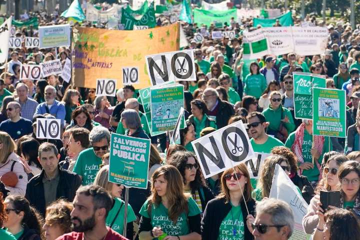 Estudiantes y personal de las universidades públicas de Madrid convocan una huelga de dos días por “la asfixia económica”