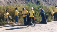 Limpian voluntarios el parque de las Tortugas