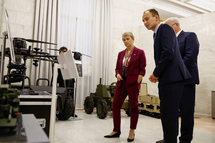 UK sanctions Russia’s largest oil companies in latest package amid Ukraine war
