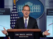 Trump adviser "hopeful" on US-China trade deal