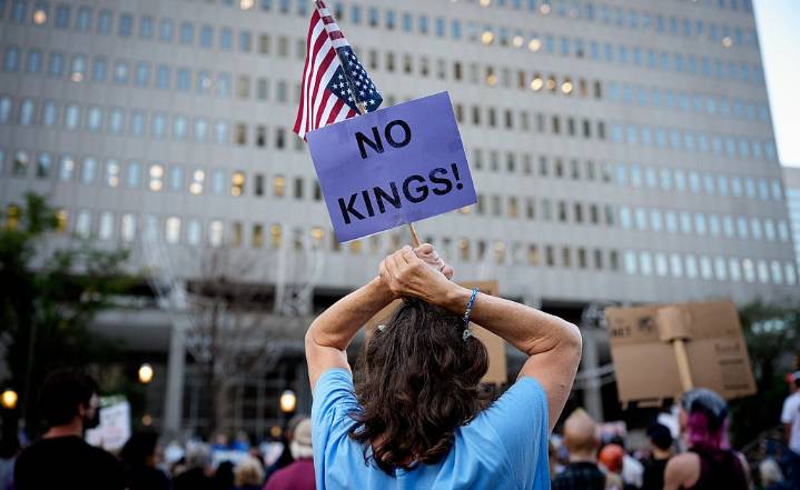 ‘No Kings’ Organizers Fear Trump Crackdown