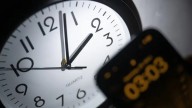 When does daylight saving time end in WA 2025