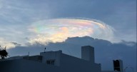 Sorprende iridiscencia en el cielo de León