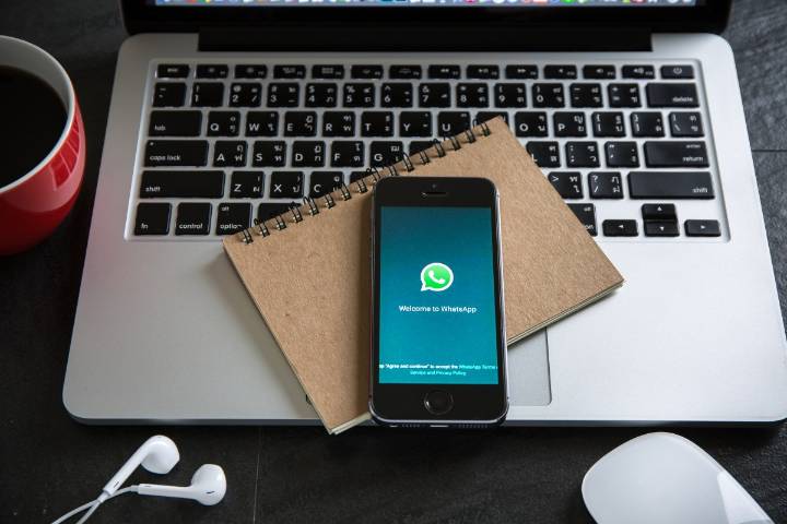WhatsApp permite escanear documentos y enviarlos fácilmente como PDF