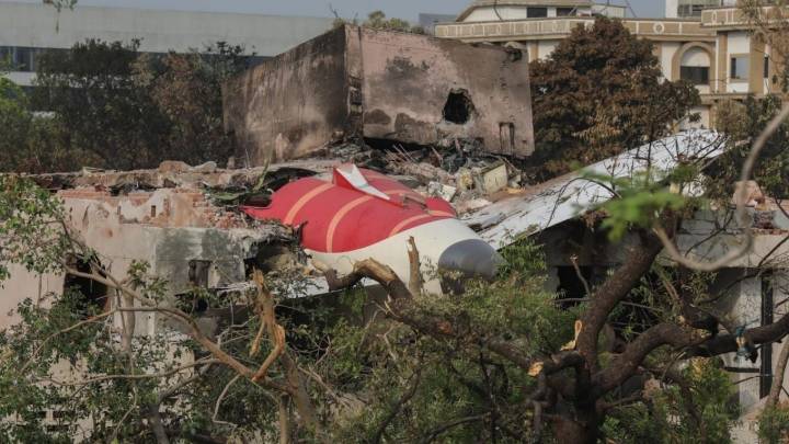 Pilotos presionan en la investigación del accidente de Air India tras otra falla de un Boeing 787