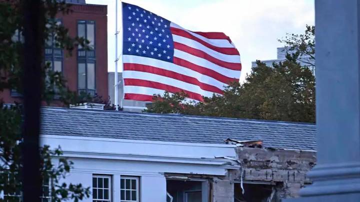 Trump mandó a demoler parte de la Casa Blanca para construir un salón de baile