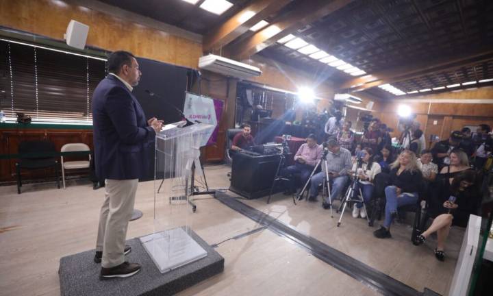 Anuncia alcalde de Juárez fondo de 100 millones de pesos para mejorar escuelas primarias