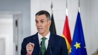 Sánchez insiste en que no hay financiación ilegal en el PSOE y justifica los pagos en efectivo: "Como hacen todas las empresas"