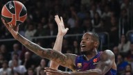 El Barça tuerce al Milán y salda una deuda con el Palau