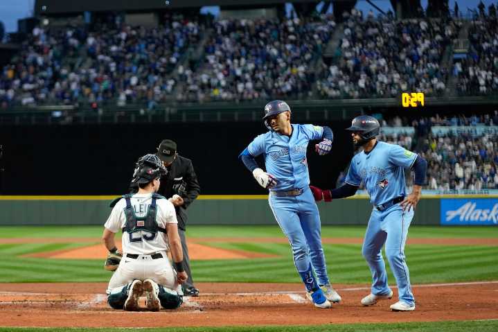 Where to watch Mariners vs. Blue Jays Game 5: MLB Playoffs free stream