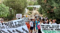 El Portús homenajea a Margaret y exige que no les "quiten sus casas a la fuerza"