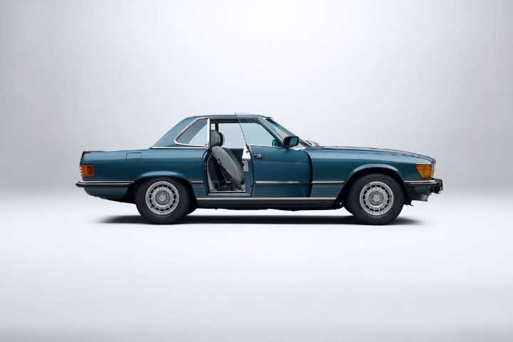 Time-capsule 1982 Mercedes-Benz 500SL uncovered