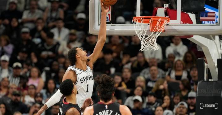 Highlights: Spurs stop the Heat’s late rally to start season 5