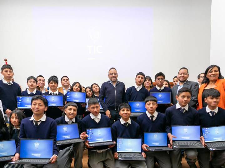la transformación digital llega a 10.000 escuelas rurales