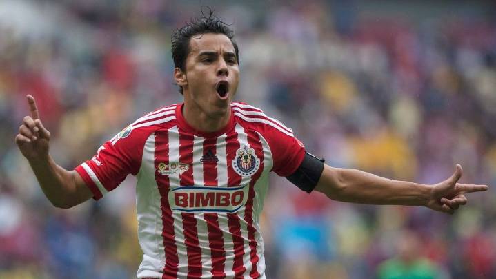 Former soccer player Omar Bravo to stand trial for alleged abuse of teenage girl