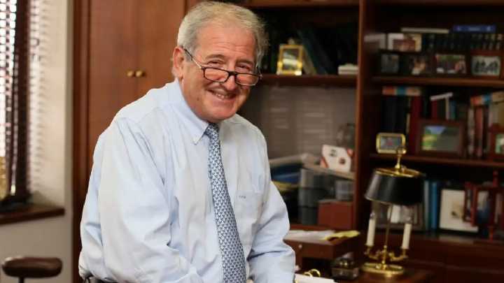 Colombia despide al doctor Remberto Burgos de la Espriella, un referente de la neurología y la medicina humanista