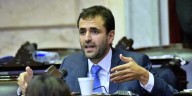 Tras un tenso debate, Diputados postergó el desafuero de Estrada