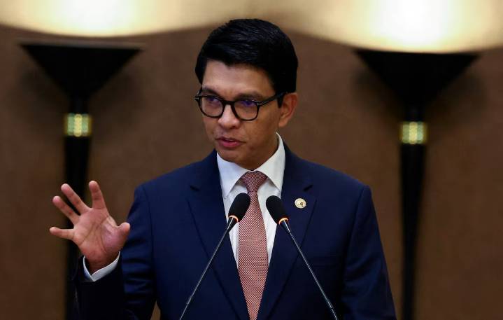 Madagascar President Rajoelina Dissolves Assembly
