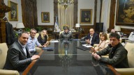 En el gabinete nadie está con el sillón asegurado