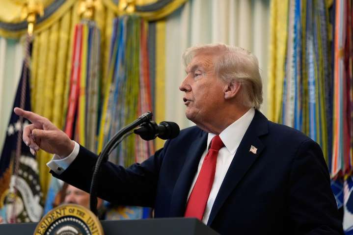 Trump sets sights on Colombia, calls country’s president a drug dealer
