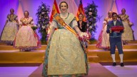 Torrent exalta a sus falleras mayores