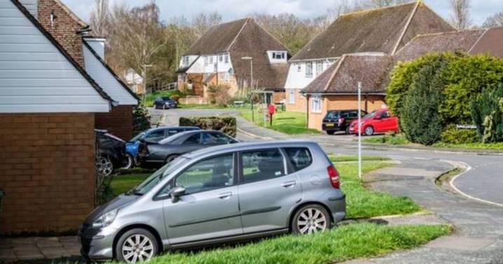 'Insane' rule means drivers face £1,000 fine for parking on own driveway