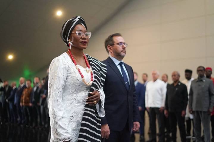 Nigeria honra a Bolívar en su 65° aniversario de independencia