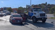Intentó rebasar a camión de carga y chocaron en la Pacheco