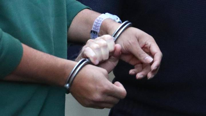 Prison workers strike over 'slap in the face' sentence