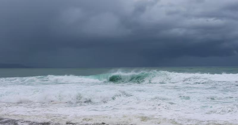 Hurricane Melissa Intensifies to Category 3, Jamaica Braces for Severe Impact
