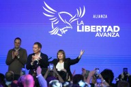 El voto volátil. Sociólogos y analistas lo atribuyen al miedo al derrumbe y a una oposición sin propuestas