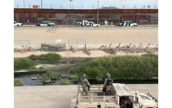Hallan ƈαđαvεŗ a orillas del río Bravo