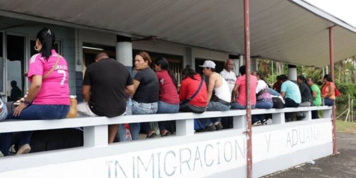 Venezolanos ilegales serán detenidos y deportados por orden del gobierno de Trinidad