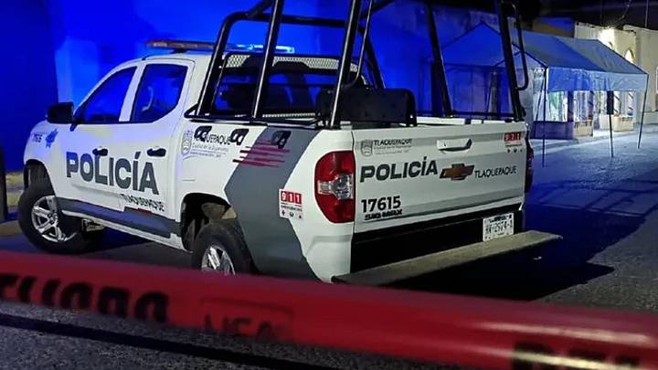 Joven es asesinado por su amigo con un balazo al corazón tras discutir por el amor de una mujer en Tlaquepaque