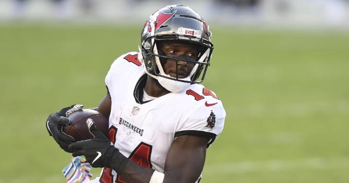 Bucs' Chris Godwin not expected to suit up Sunday against 49ers: ESPN