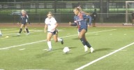 Vrobel's five goals lift Patriots past Eagles