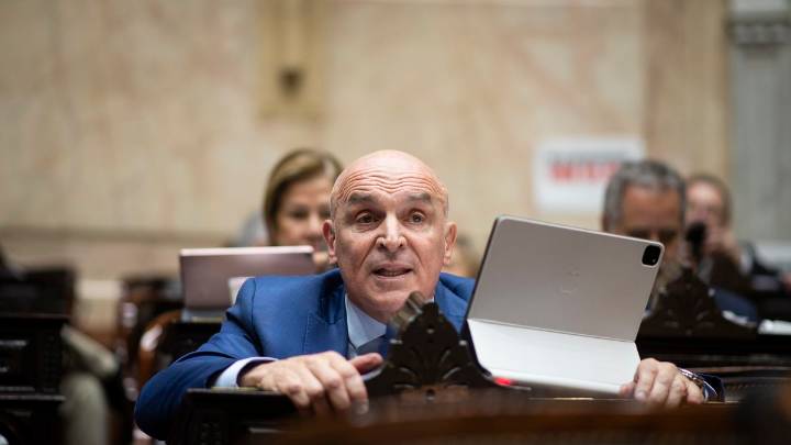 Diputados solicitan sesión para reformar la ley de DNU y remover a Espert de la Comisión de Presupuesto