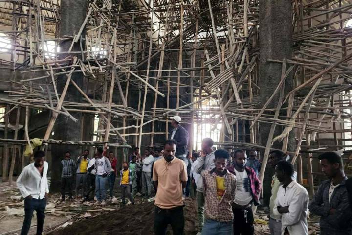 At Least 30 Dead and Over 200 Injured After Church Scaffolding Collapses