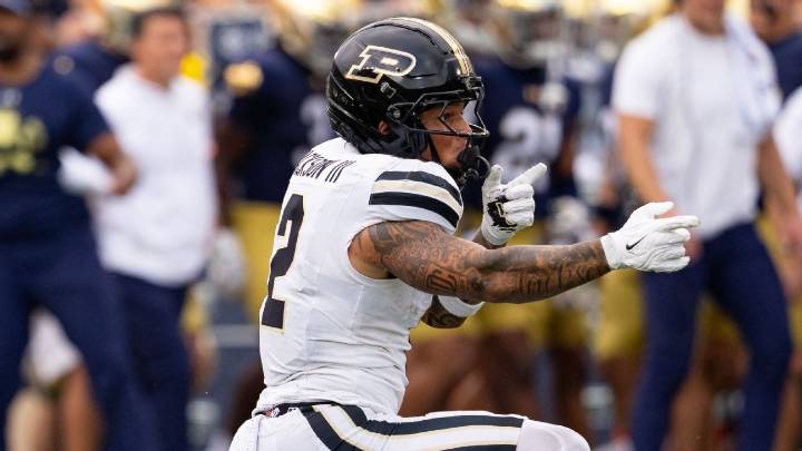 Purdue's Taylor Swift 'curse': Boilermakers 0