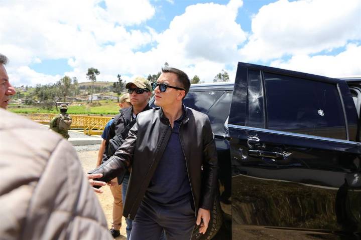 Comunidades rechazan a Noboa, Gobierno denunció ataque a caravana