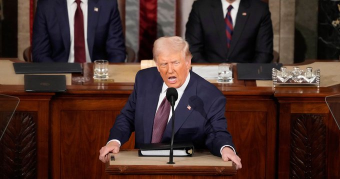 Trump Warns Hamas: Accept Peace Deal by Sunday or ‘All Hell Will Break Out’
