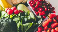 8 hacks for storing fresh fruits and vegetables