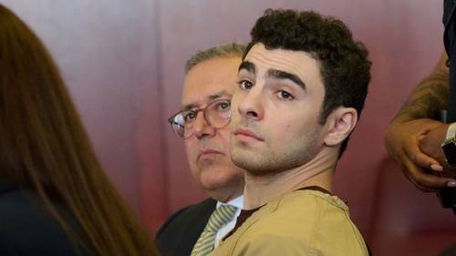 Luigi Mangione's attorneys: White House making him 'pawn to further its political agenda'