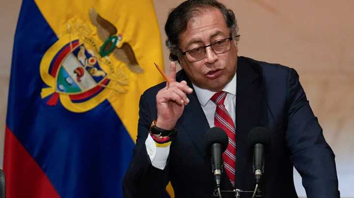 Escalada Bogotá-Washington: acusaciones de narcotráfico y retirada masiva de diplomáticos