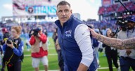 Vrabel chants echo through Titans stadium as Patriots coach beats former team
