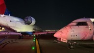 Delta Planes Collide While Taxiing at New York’s LaGuardia Airport, Aircraft's Wing Detached