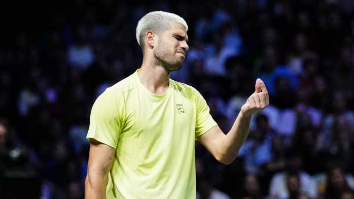 Carlos Alcaraz cae ante Norrie en primera ronda en París y deja a Davidovich como único español